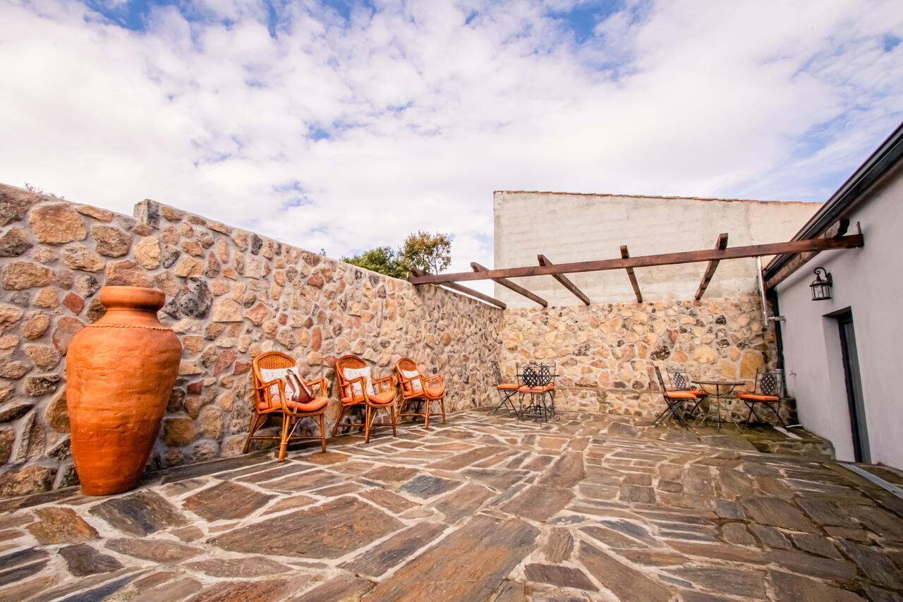 A Queijaria Hotel Barreira  Luaran gambar
